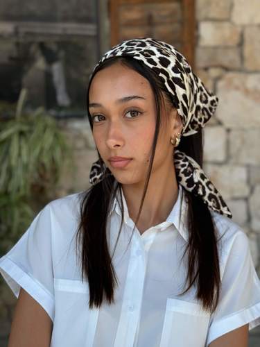 What Are 5 Ways to Upgrade Your Style With a Head Tie?