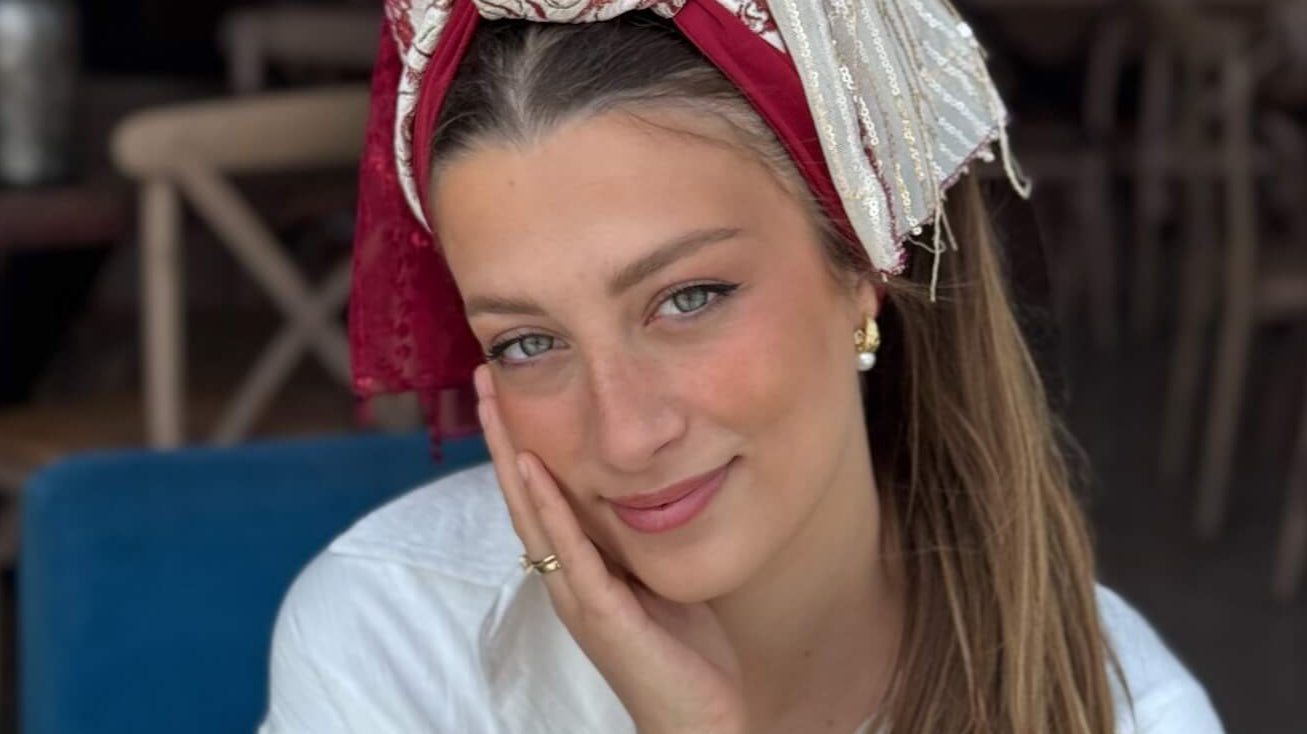 The Jewish Headscarf: A Journey Through Tradition and Modern Expression