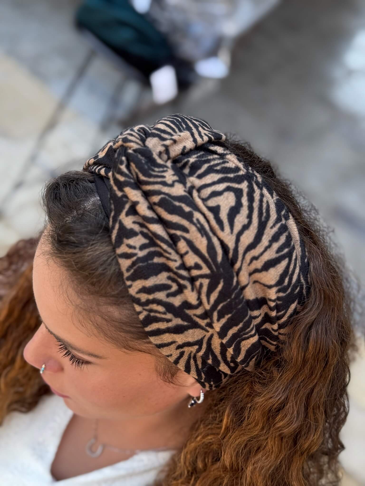 סרט לשיער בד סריג זברה שחור וקאמל