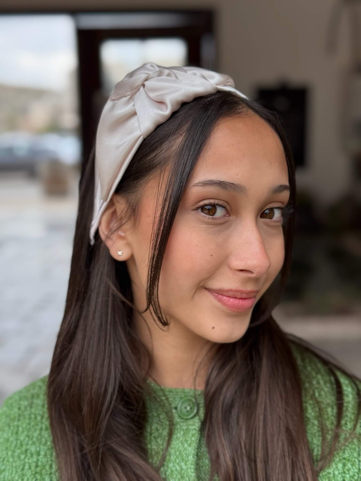 קשת לשיער שיפון מבריק ניוד חלק