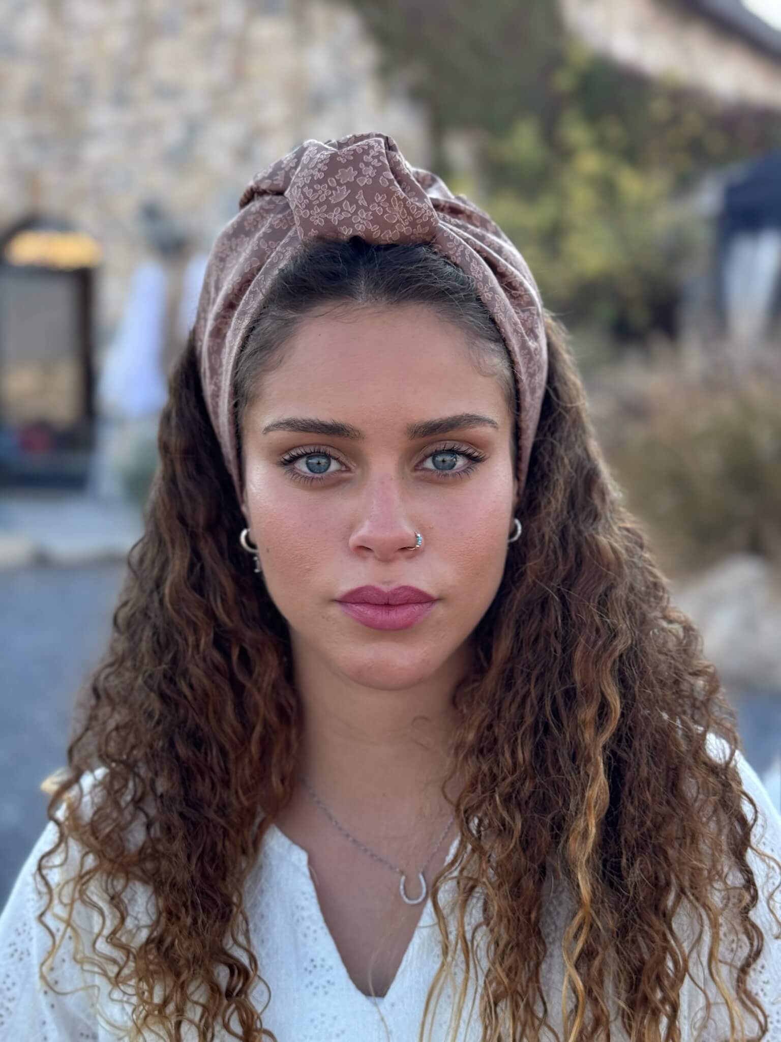 סרט קשירה לשיער שיפון חום פרחוני חלק