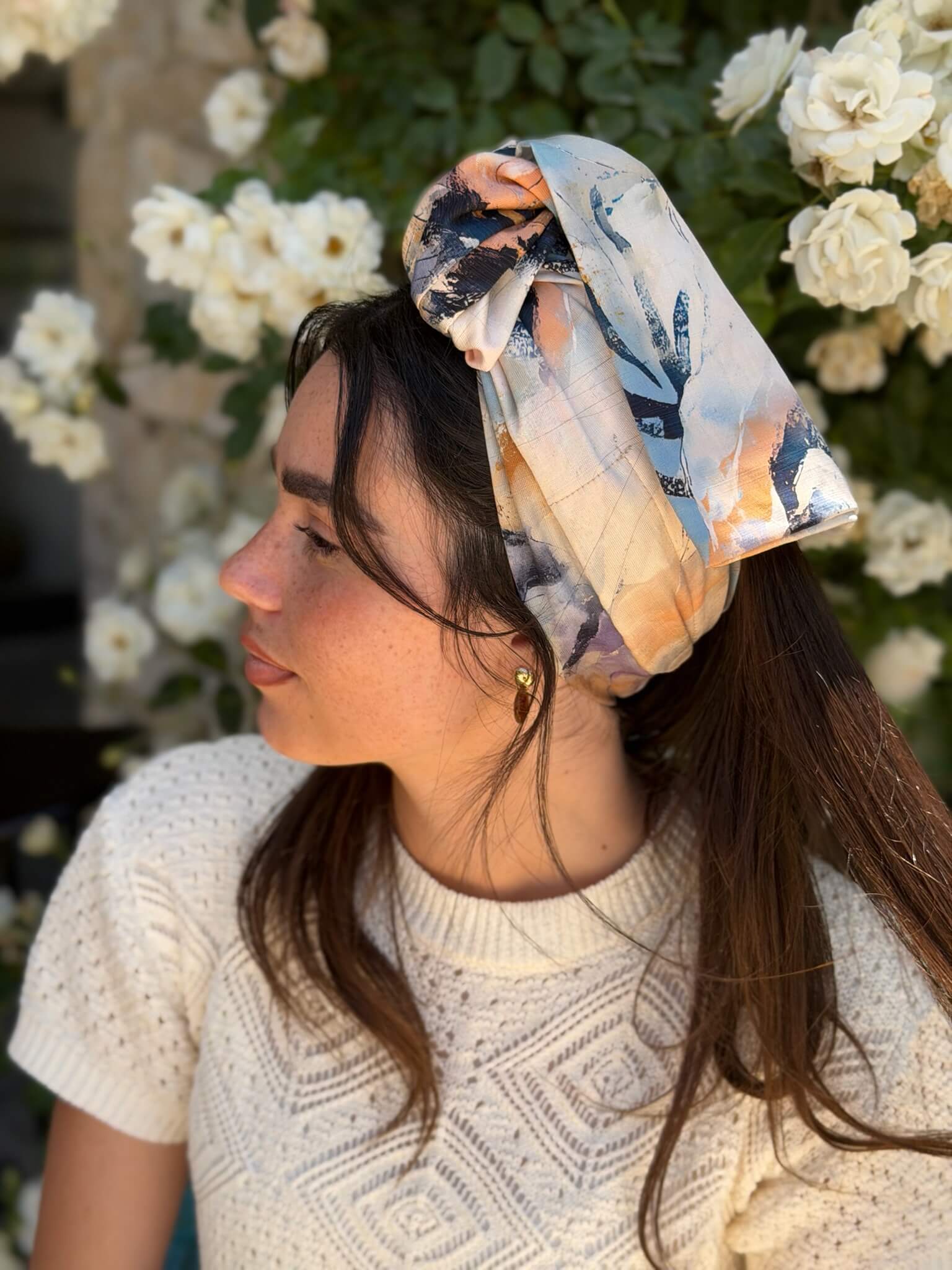 סרט קשירה לשיער בד דמוי פשתן מקושקש כחול נייבי תכלת מעושן ושמנת
