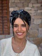 מטפחת ראש שיפון ירוק כהה עם פרחים