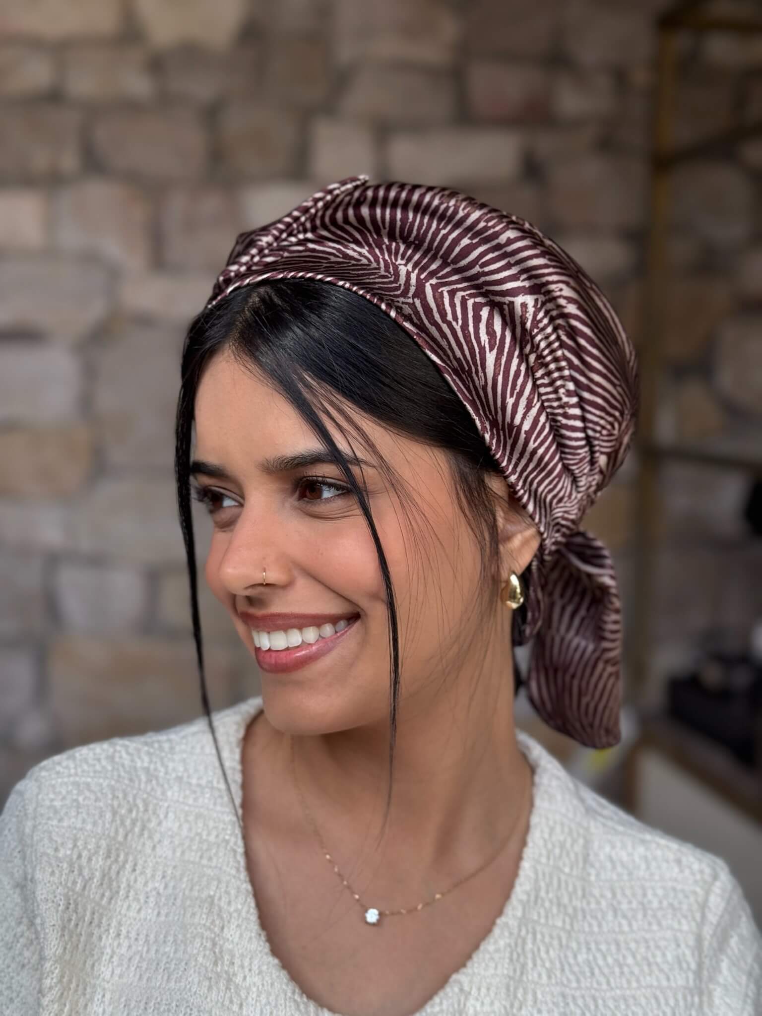 מטפחת ראש שיפון חום ובז זברה