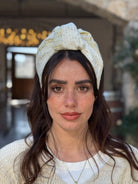 סרט קשירה לשיער אוף וית עם עיטורים בזהב