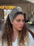 סרט קשירה לשיער קטיפה ביז נקודות שחורות